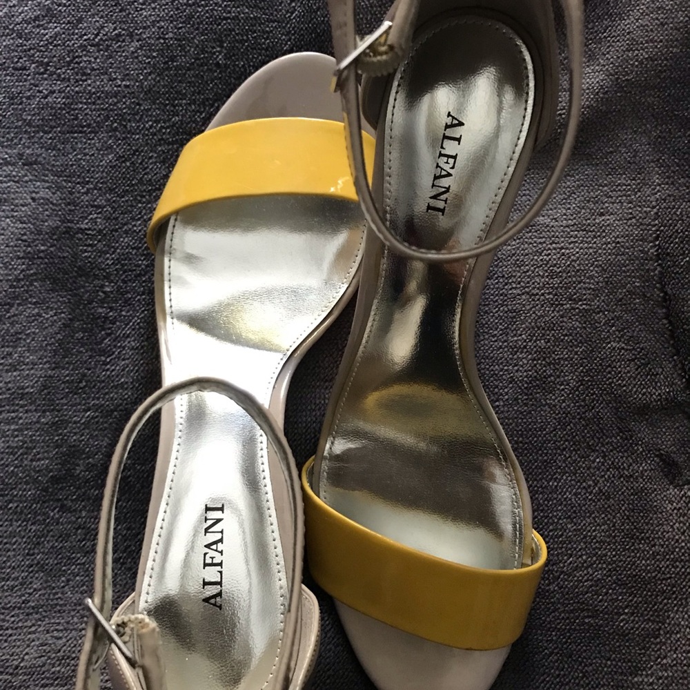 Alfani wedge sandals